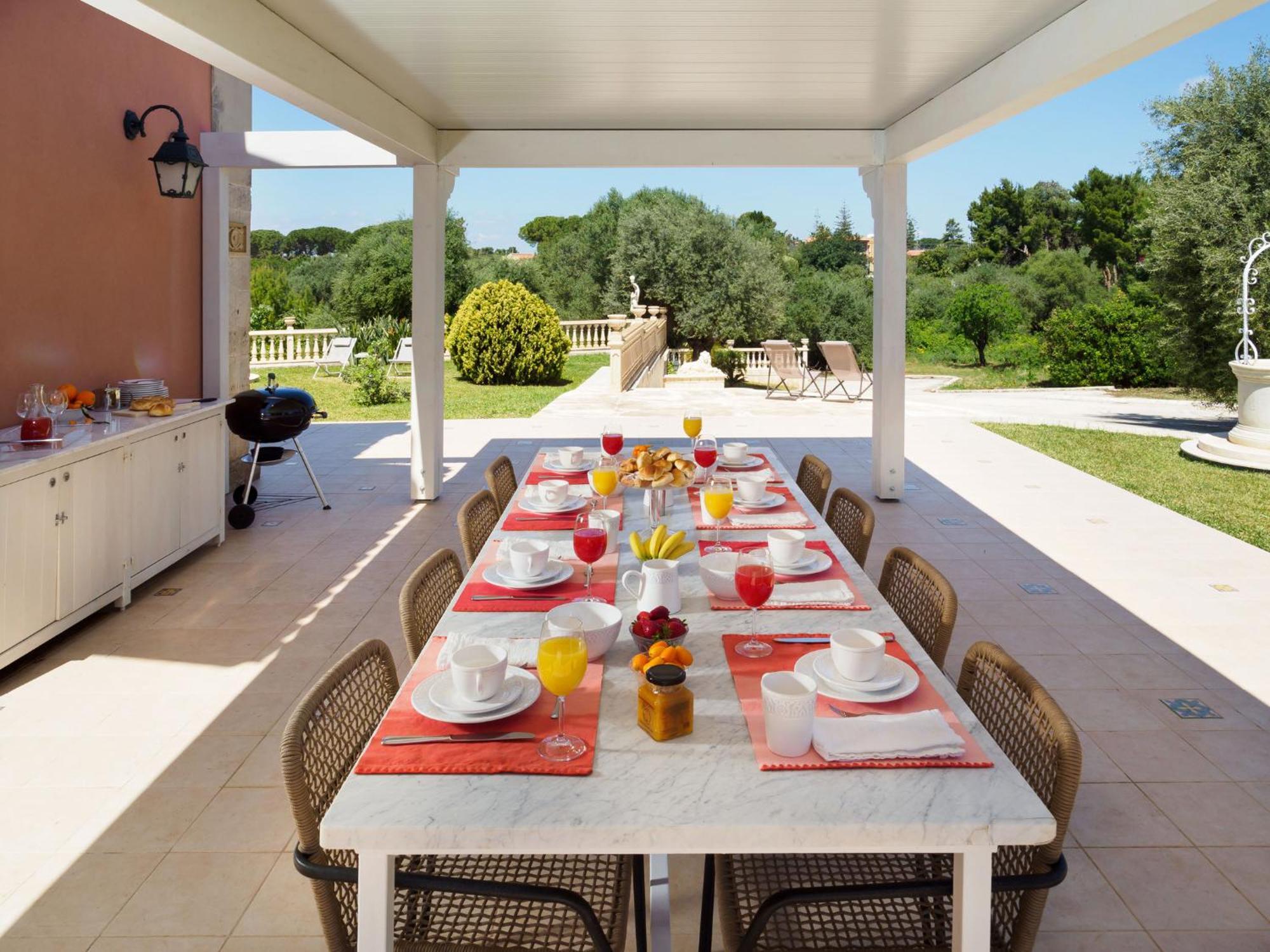 Villa Gira Sole Fontane Bianche Exterior foto